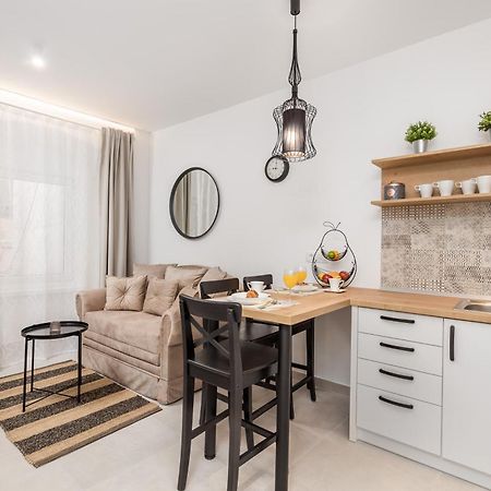 Srnec Apartments - Korzo Rijeka Eksteriør billede