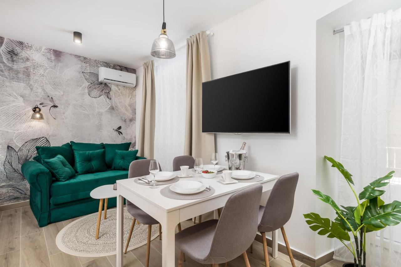 Srnec Apartments - Korzo Rijeka Eksteriør billede
