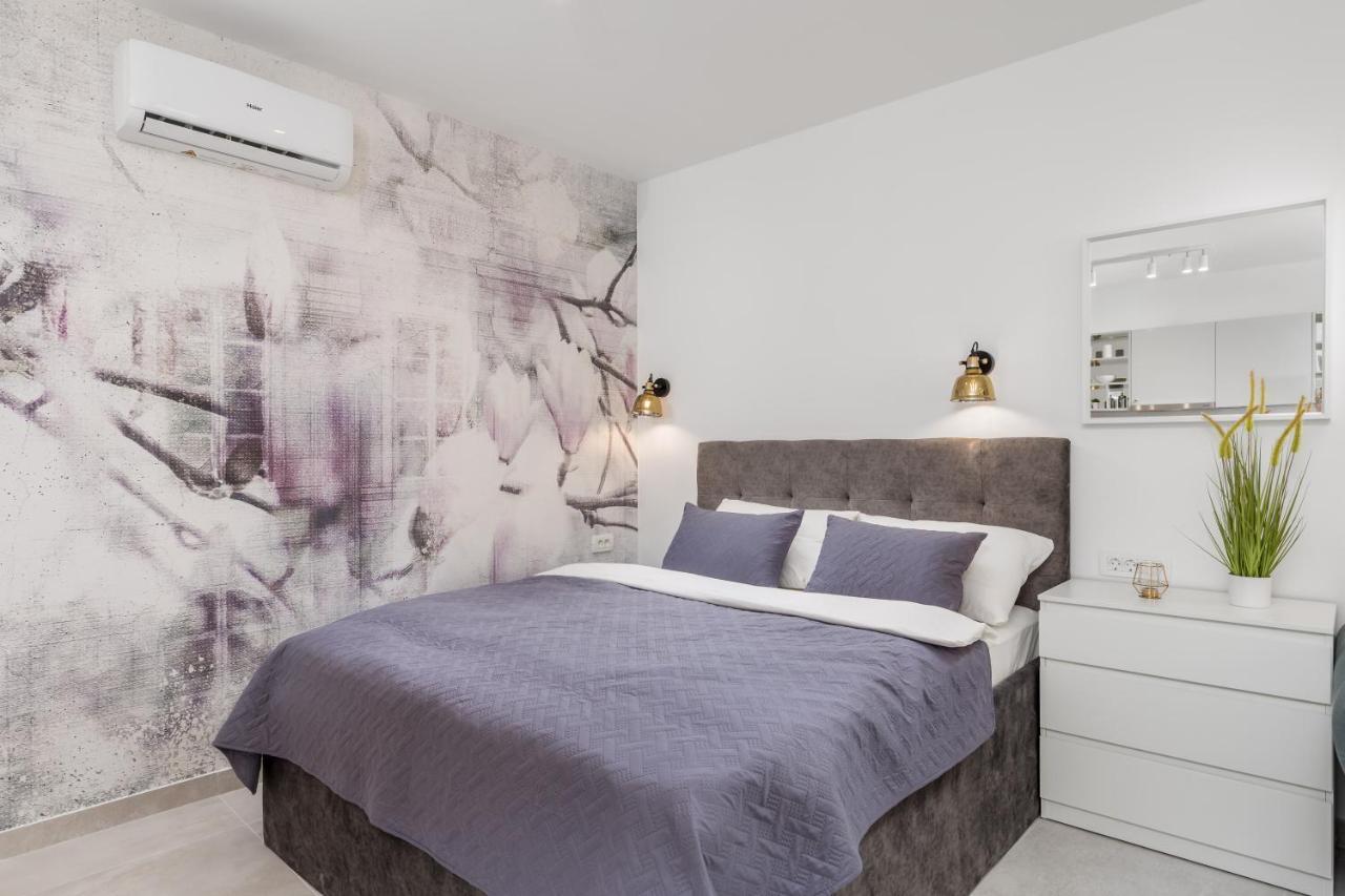 Srnec Apartments - Korzo Rijeka Eksteriør billede