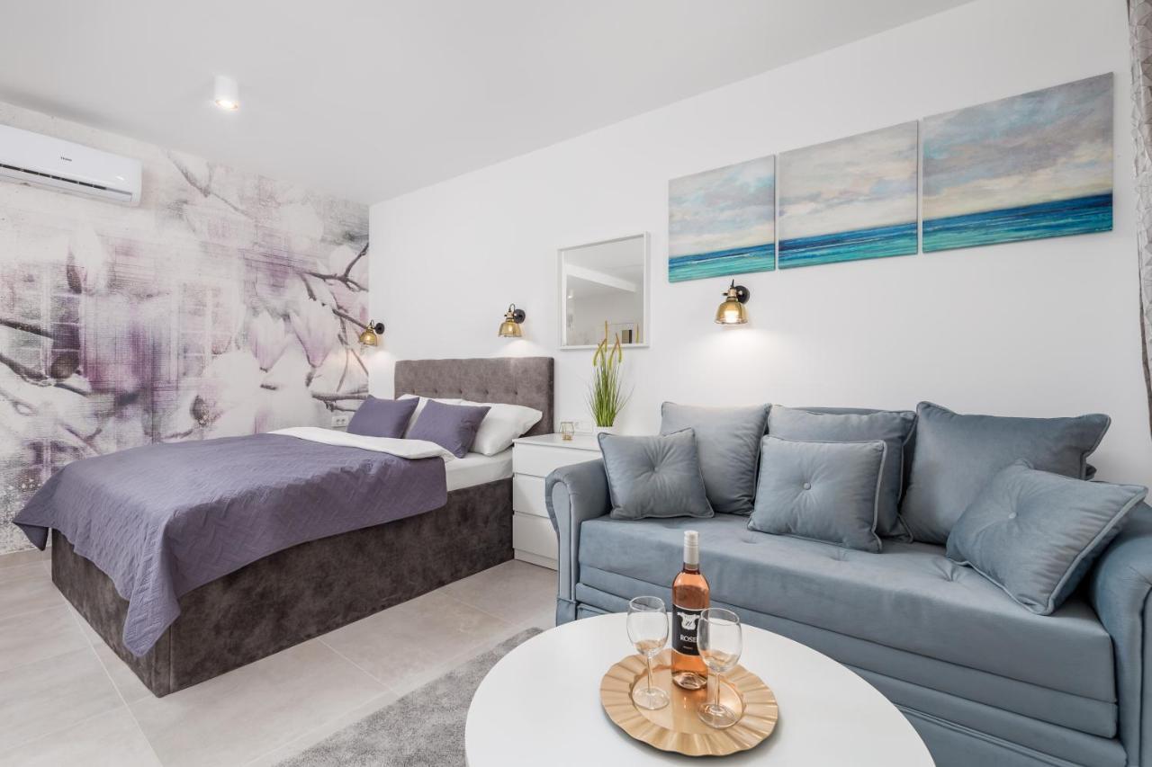 Srnec Apartments - Korzo Rijeka Eksteriør billede