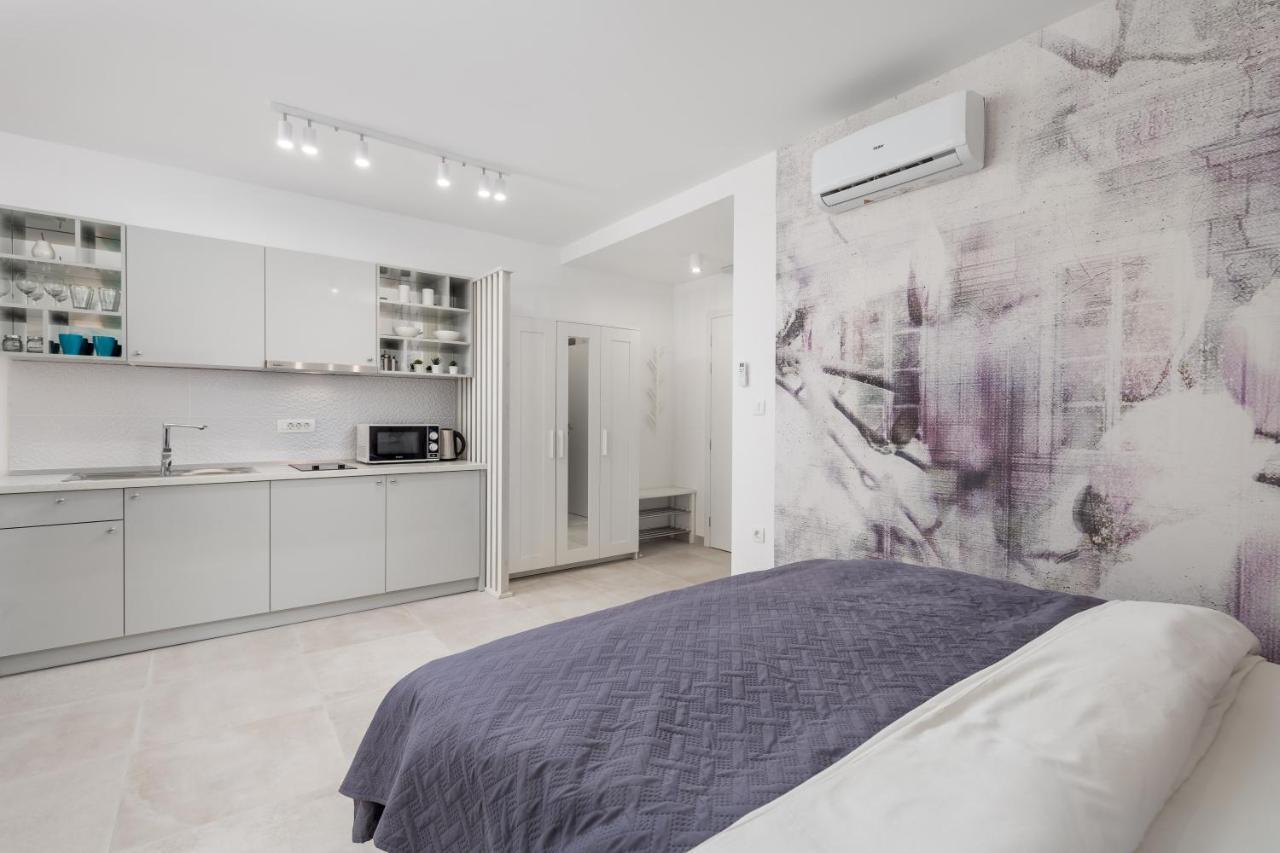 Srnec Apartments - Korzo Rijeka Eksteriør billede