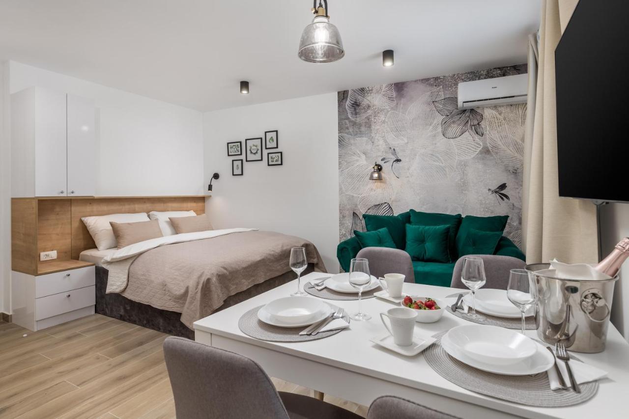 Srnec Apartments - Korzo Rijeka Eksteriør billede